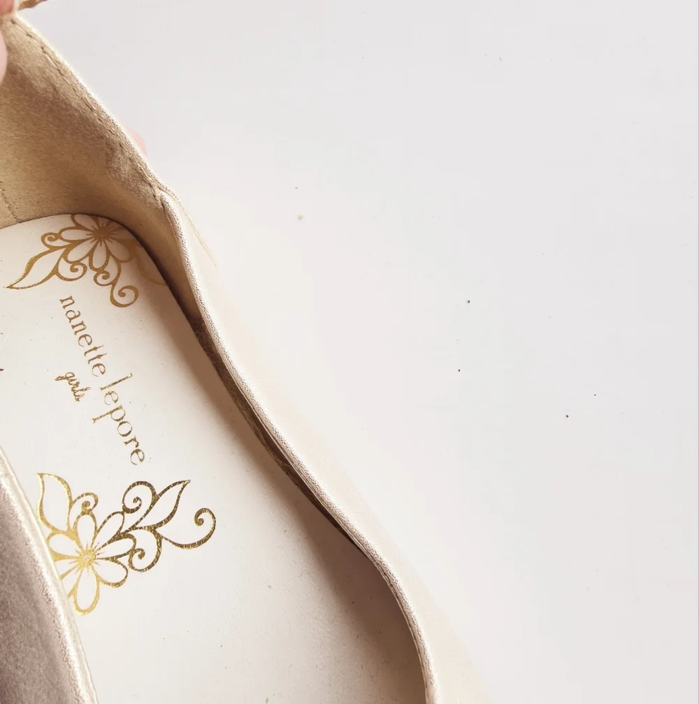 NEW! Nanette Lepore Girls Flats